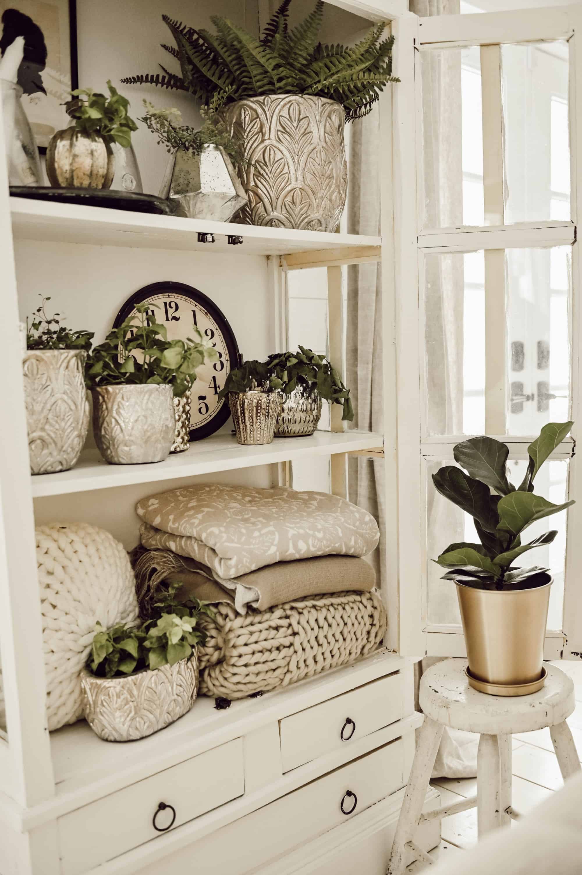 How To Decorate Shelving Like A Pro - Making Manzanita