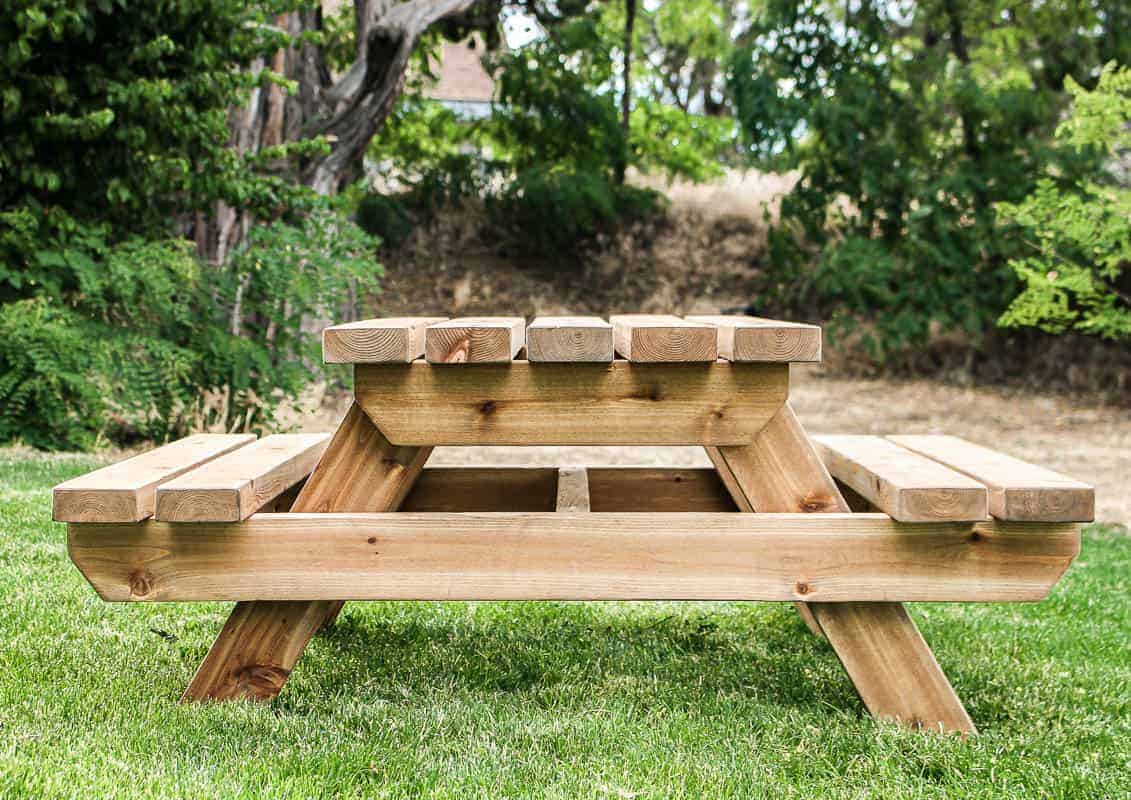 DIY Kids Picnic Table Plans (Build for Less Than $100) - Making