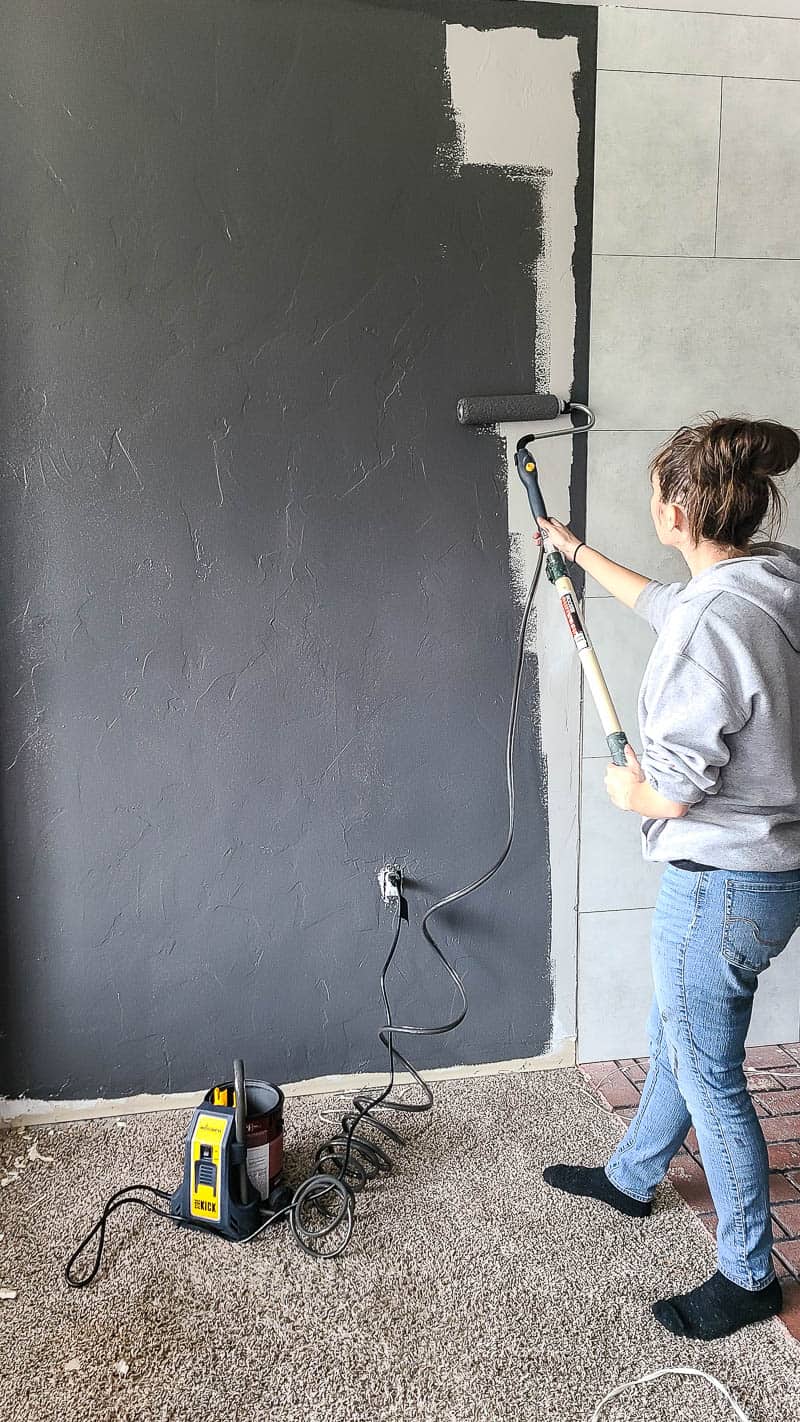 How to Paint a Wall Like a Pro