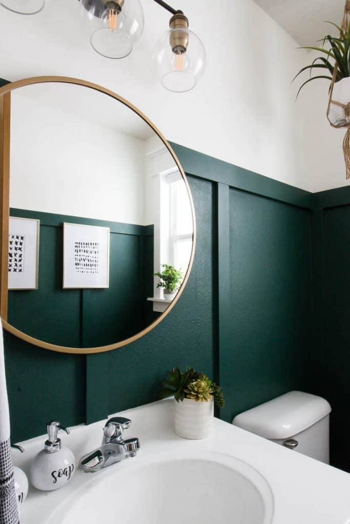 The best paint colors for small bathrooms 