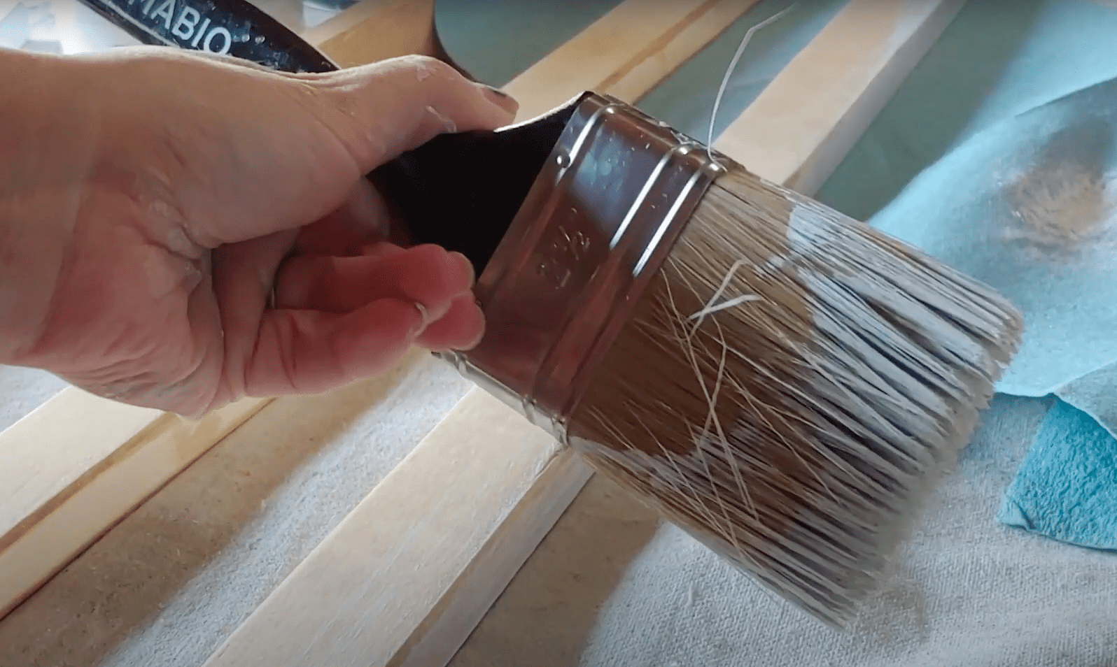 HOW TO BUILD A CRAFT PAINT BRUSH CLEANING STATION / DRYING RACK