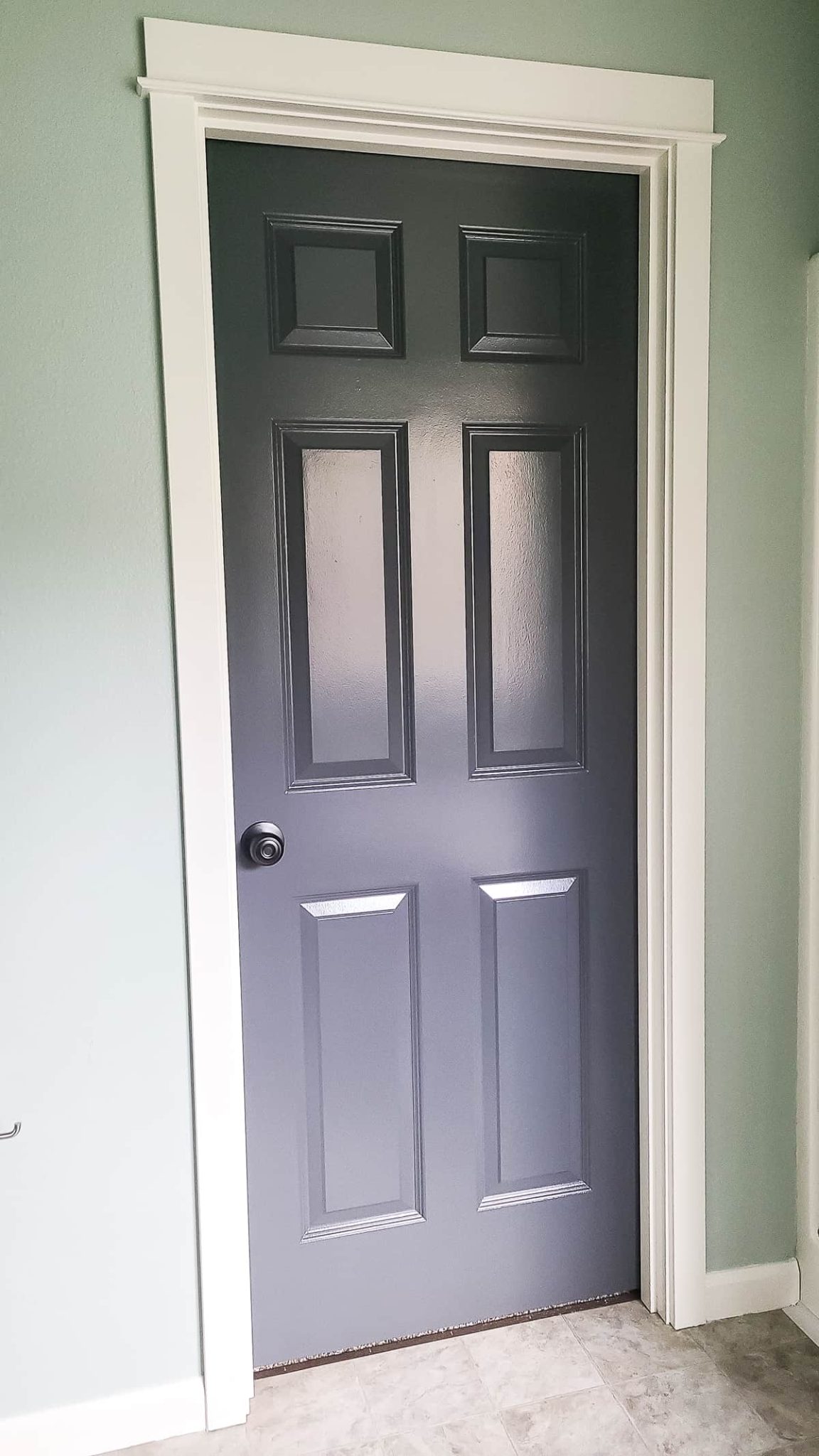 Guide for Painting Interior Doors Black or Dark Gray - Making Manzanita