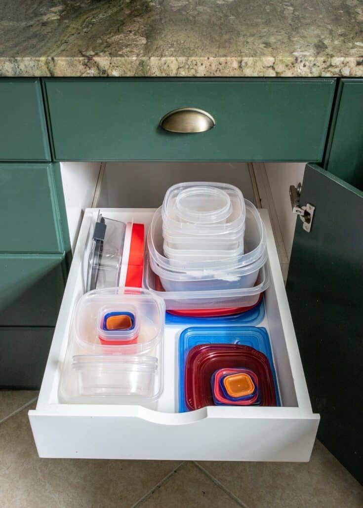 How To Organize Your Tupperware (Easy & Affordable)  Food storage  containers organization, Cupboards organization, Tupperware organizing