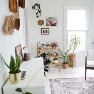 10+ Gorgeous White Kitchens with Gold Hardware - Making Manzanita